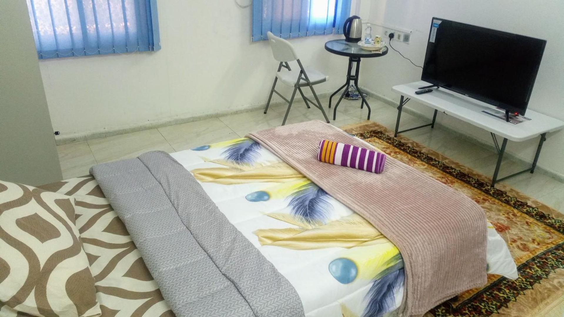 Salem House Hostel Низва Екстериор снимка