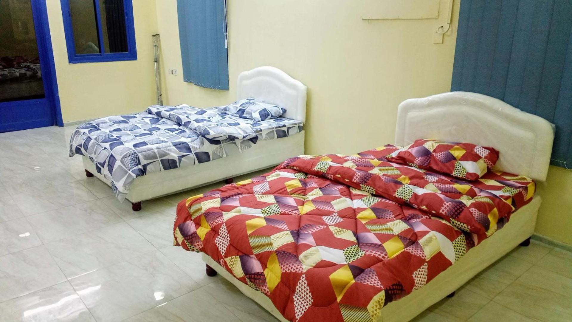 Salem House Hostel Низва Екстериор снимка