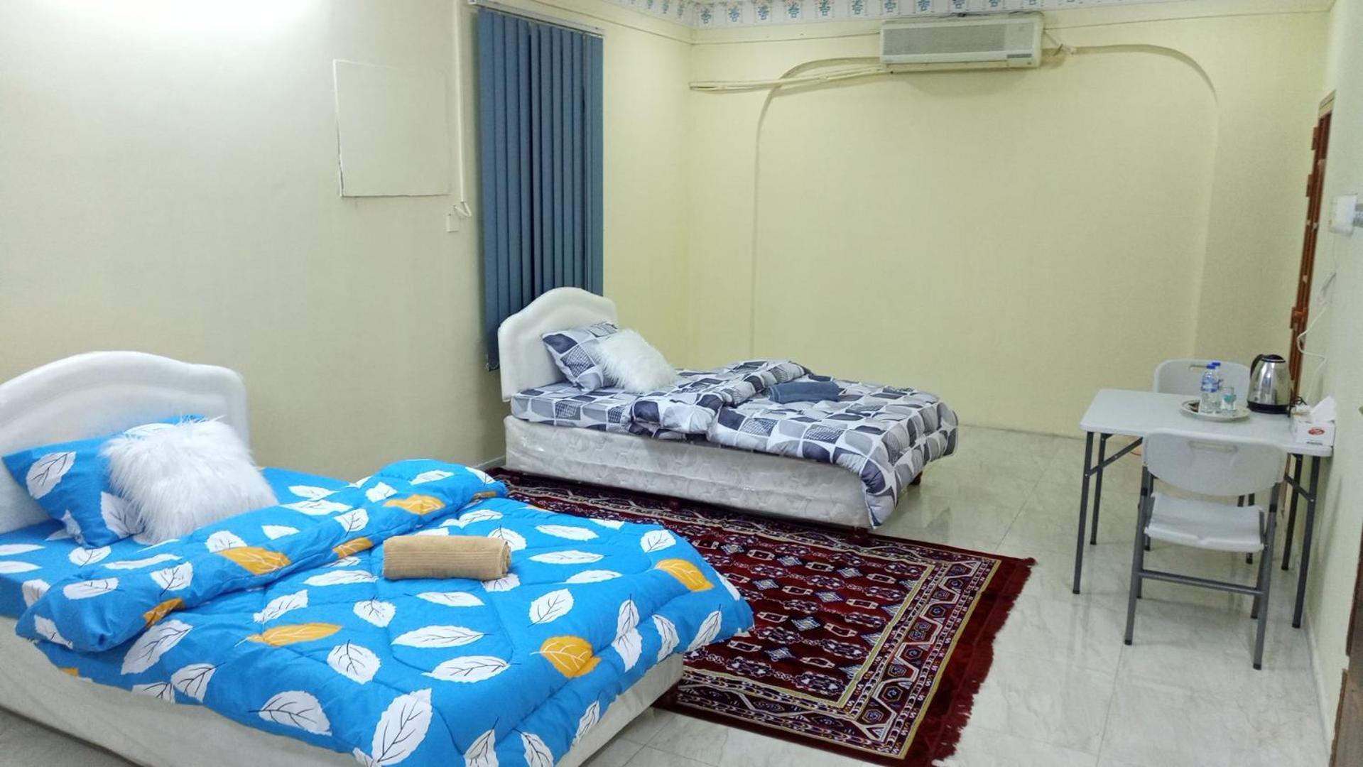 Salem House Hostel Низва Екстериор снимка