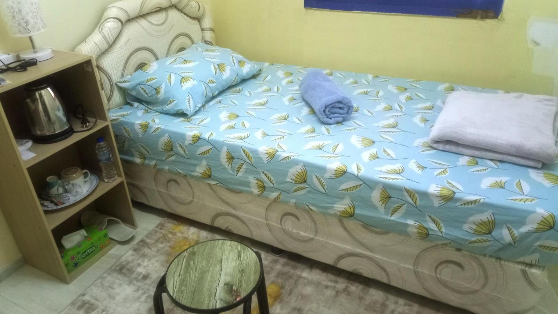 Salem House Hostel Низва Екстериор снимка