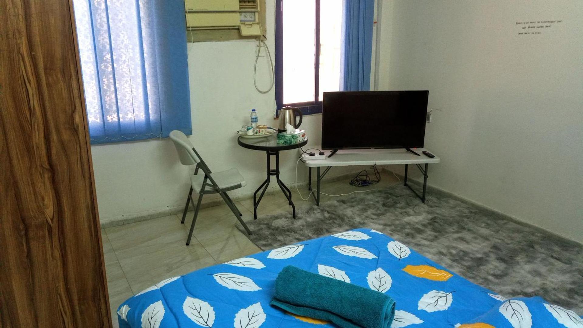 Salem House Hostel Низва Екстериор снимка
