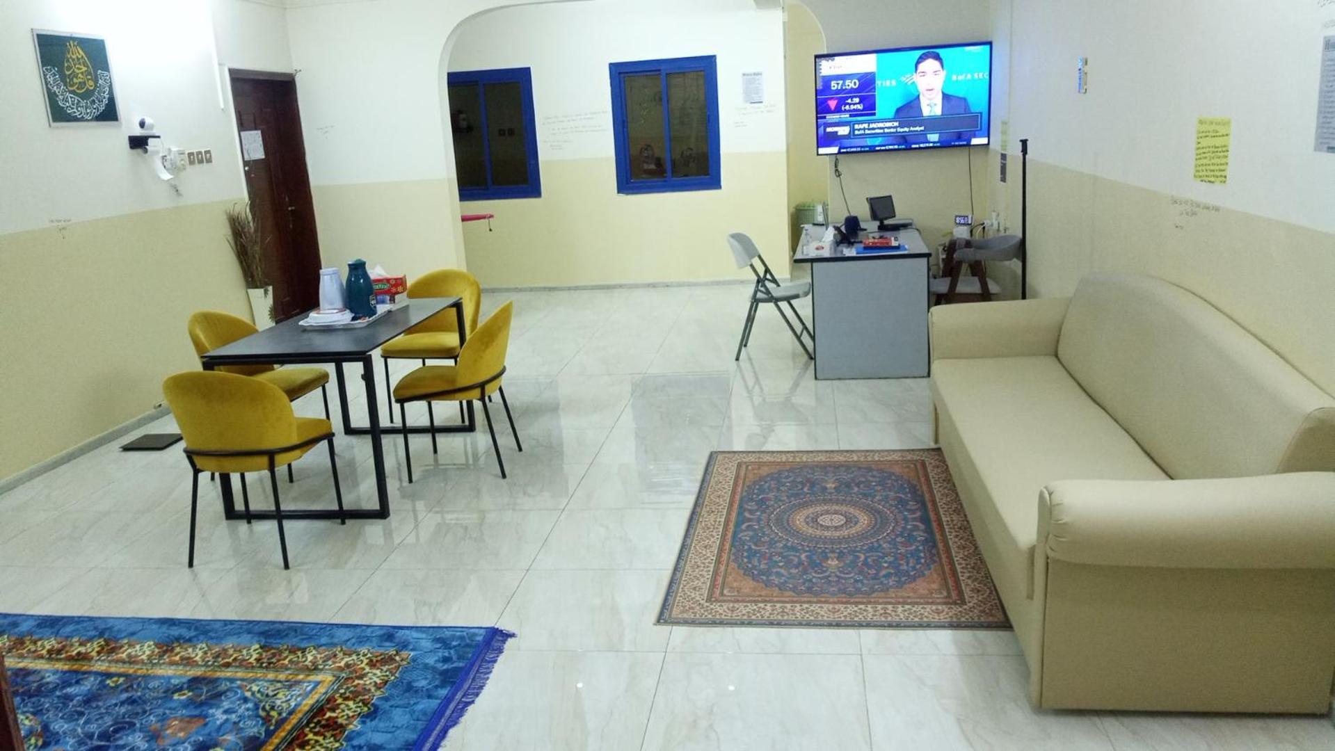 Salem House Hostel Низва Екстериор снимка
